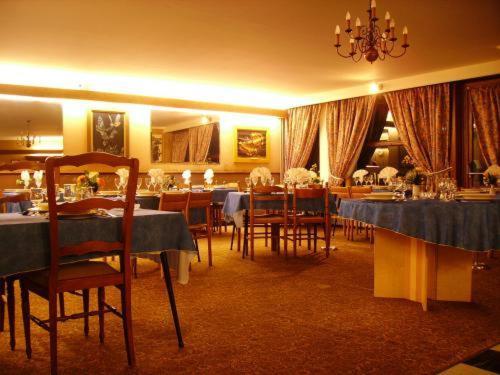 Latronquière Hotel Restaurant Du Tourisme מראה חיצוני תמונה