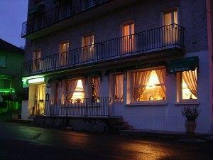 Latronquière Hotel Restaurant Du Tourisme מראה חיצוני תמונה