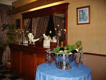Latronquière Hotel Restaurant Du Tourisme מראה חיצוני תמונה